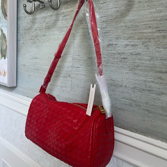 NWT new Anthropologie woven shoulder bag red faux leather zipper purse - Picture 14 of 14